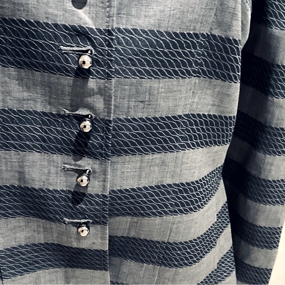 GIORGIO ARMANI BLUE / GRAY COLOR BLAZER. - Picture 4 of 9